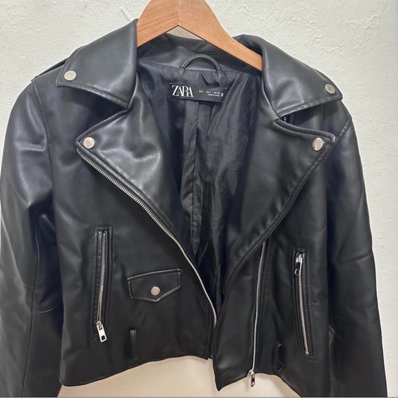 Zara Jackets & Blazers - Zara Women's Black Faux Leather Biker Jacket - Large